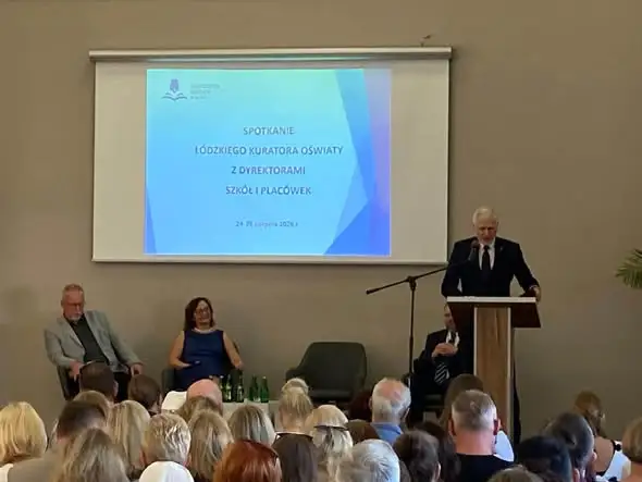 Łódzki Kurator Oświaty spotkał się z dyrektorami szkół w Skierniewicach