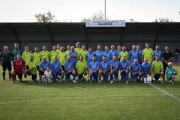 Mecz Gwiazd dla Jaśka: Znani Piłkarze pokonali Przyjaciół Mazovii 6:3 w charytatywnym starciu na otwarcie stadionu