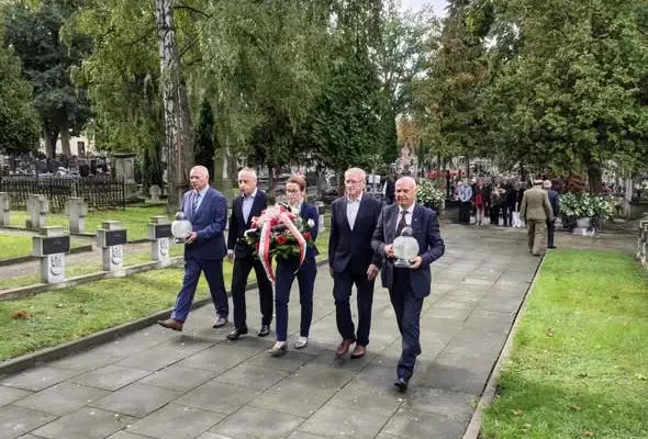 87. rocznica sowieckiej agresji na Polskę. Rawa Mazowiecka oddała hołd ofiarom